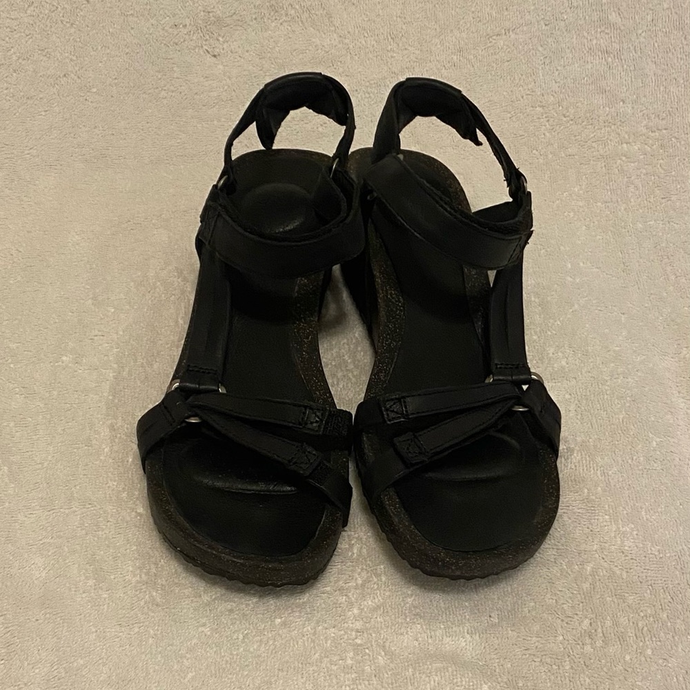 teva leather wedge sandals